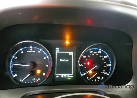 2017 Toyota Rav4 Xle из США, поврежденный, VIN JTMWFREV5HD106515